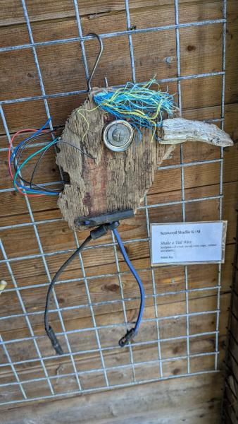 Shake-a-Tail-Wire